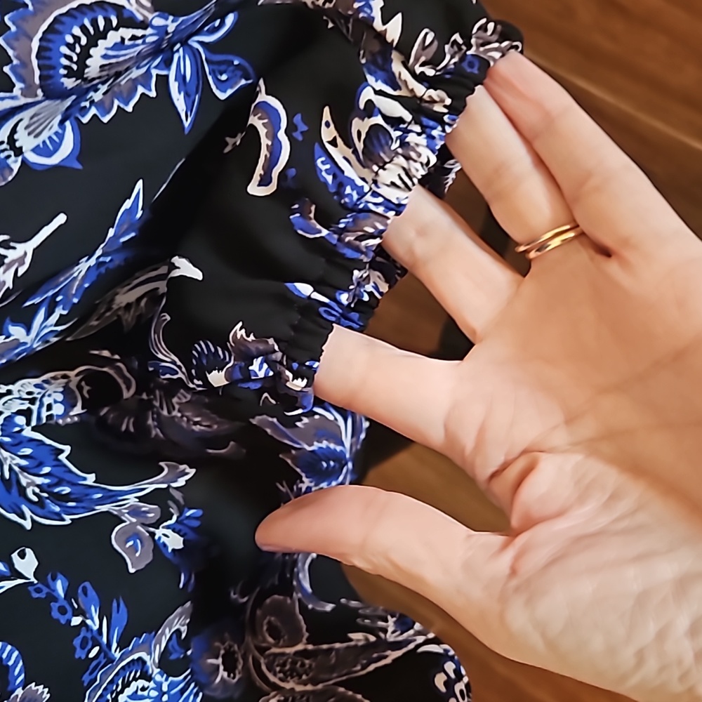 Short front, long back Shirt. - Picture 6 of 14